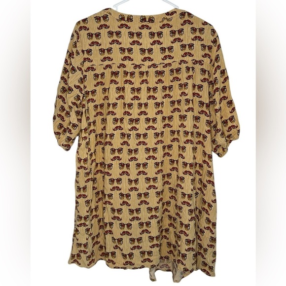 Wayward Fancies Eshakti Pleated Beige Tunic Disguise Print Women’s Size 2X-22W - Picture 3 of 10